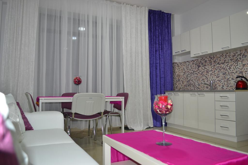 City Park Residence Констанца Номер фото