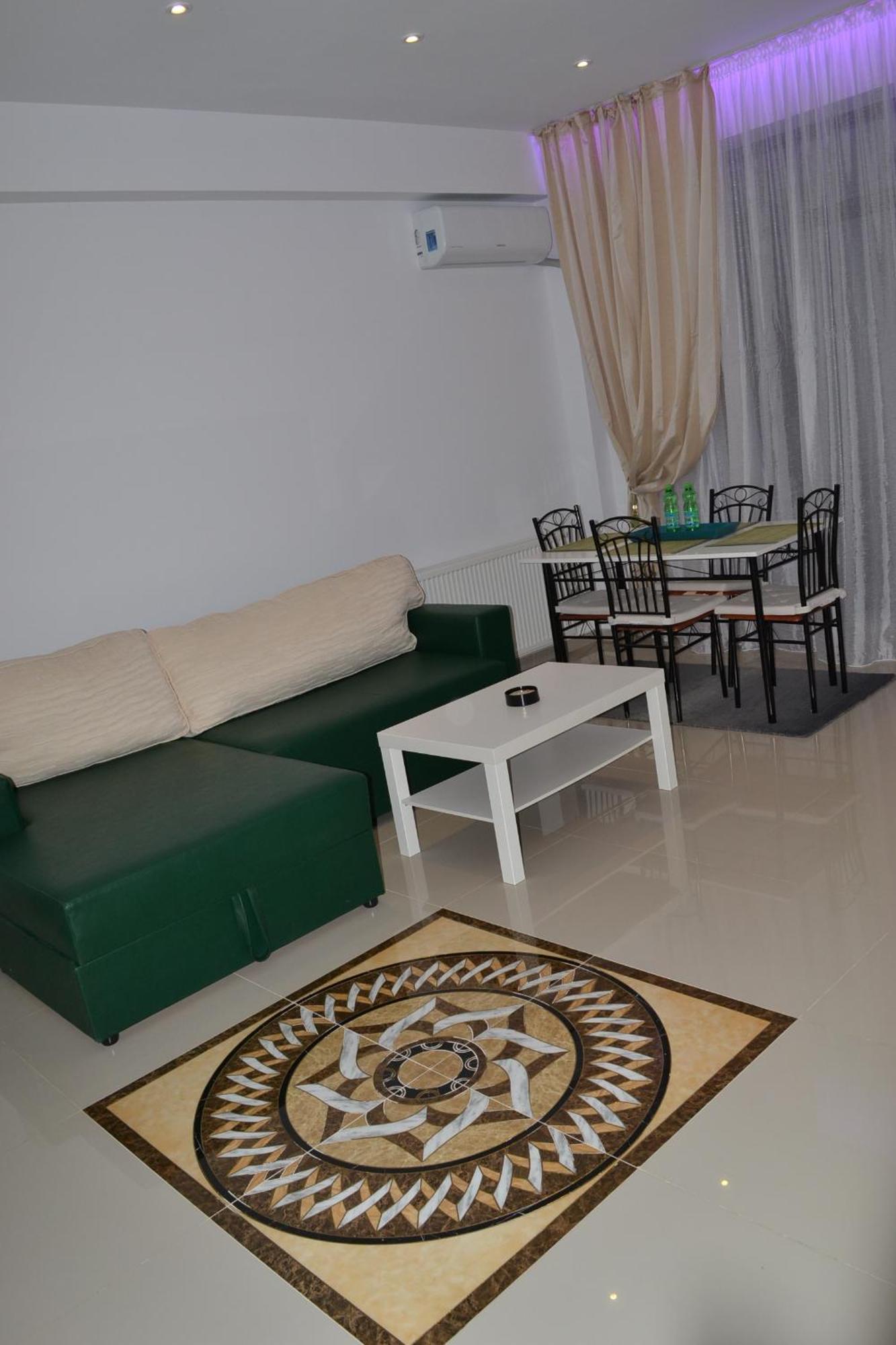 City Park Residence Констанца Номер фото