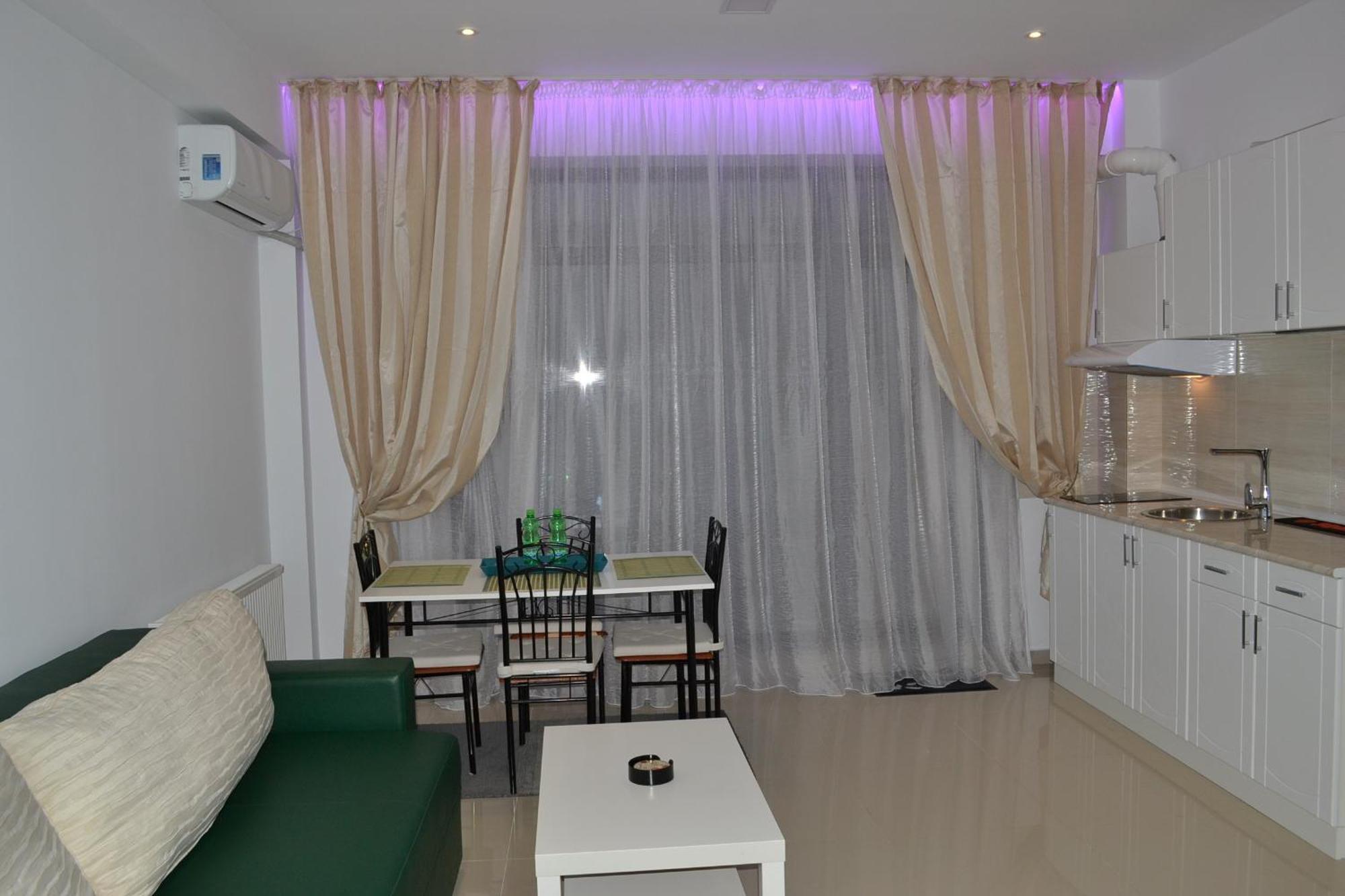 City Park Residence Констанца Номер фото