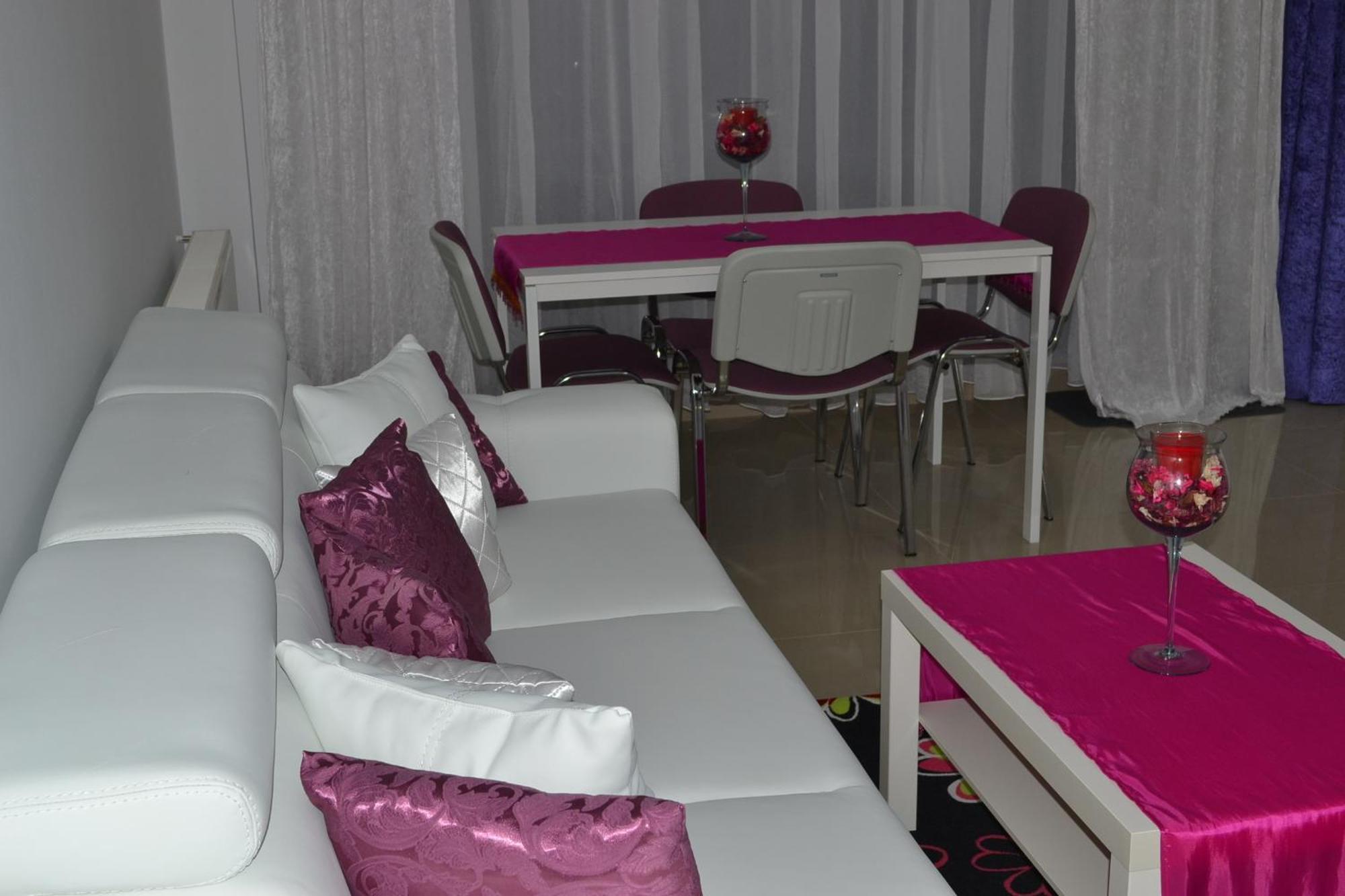 City Park Residence Констанца Номер фото