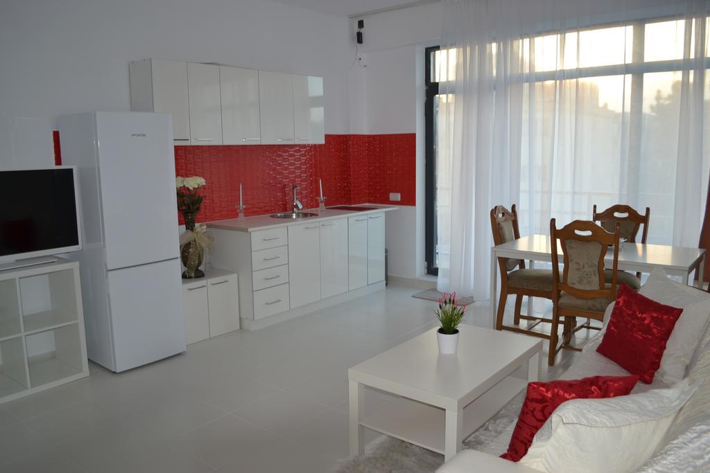 City Park Residence Констанца Экстерьер фото